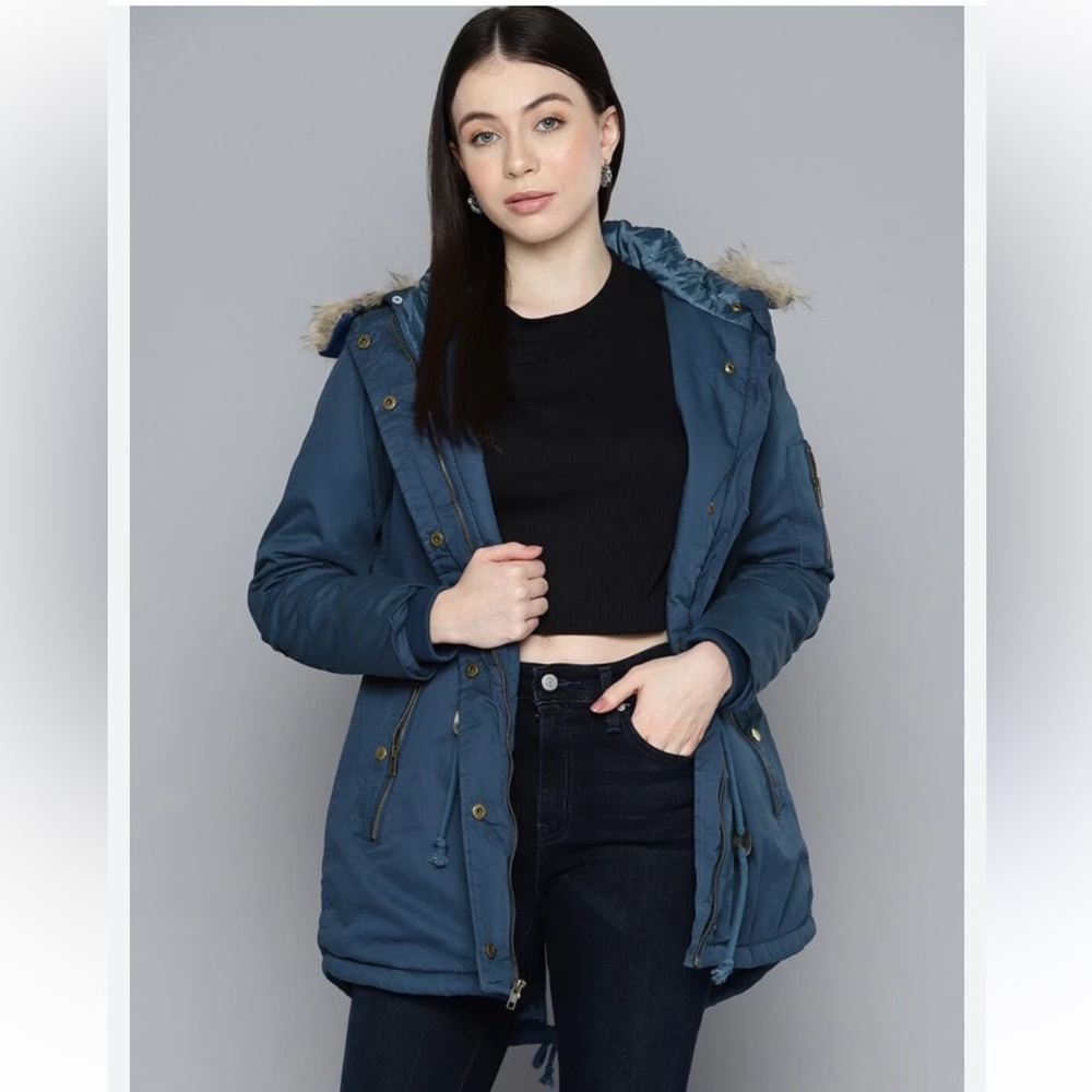 Copper Key Blue Hooded Jacket. Size M - Picture 3 of 17
